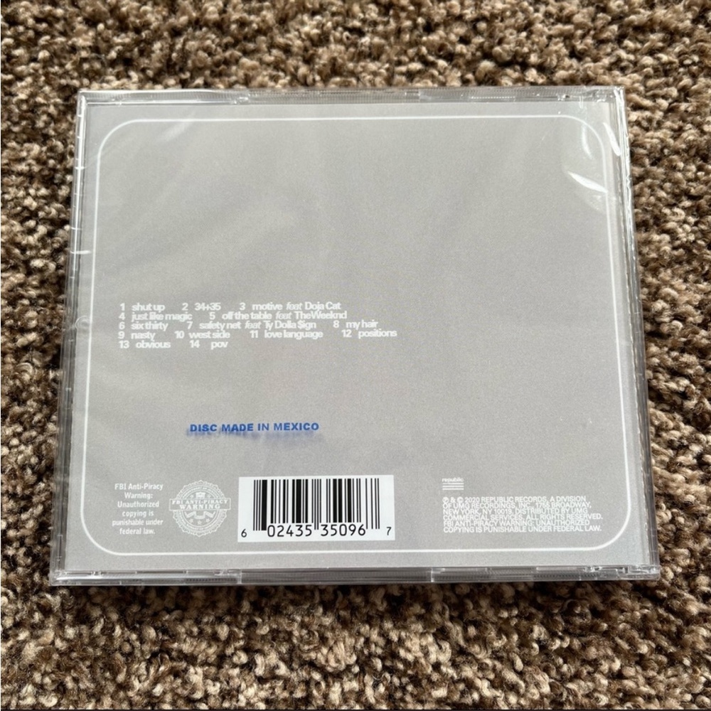 SIGNED Ariana Grande Positions CD Sealed - Picture 2 of 2